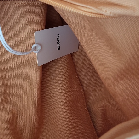 NWT BAGGU Horiztonal Zip Duck Bag - Picture 3 of 8